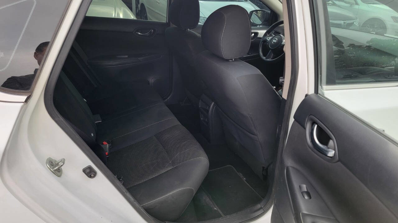 Used 2019 Nissan Sentra S w/ Appearance Package image 21