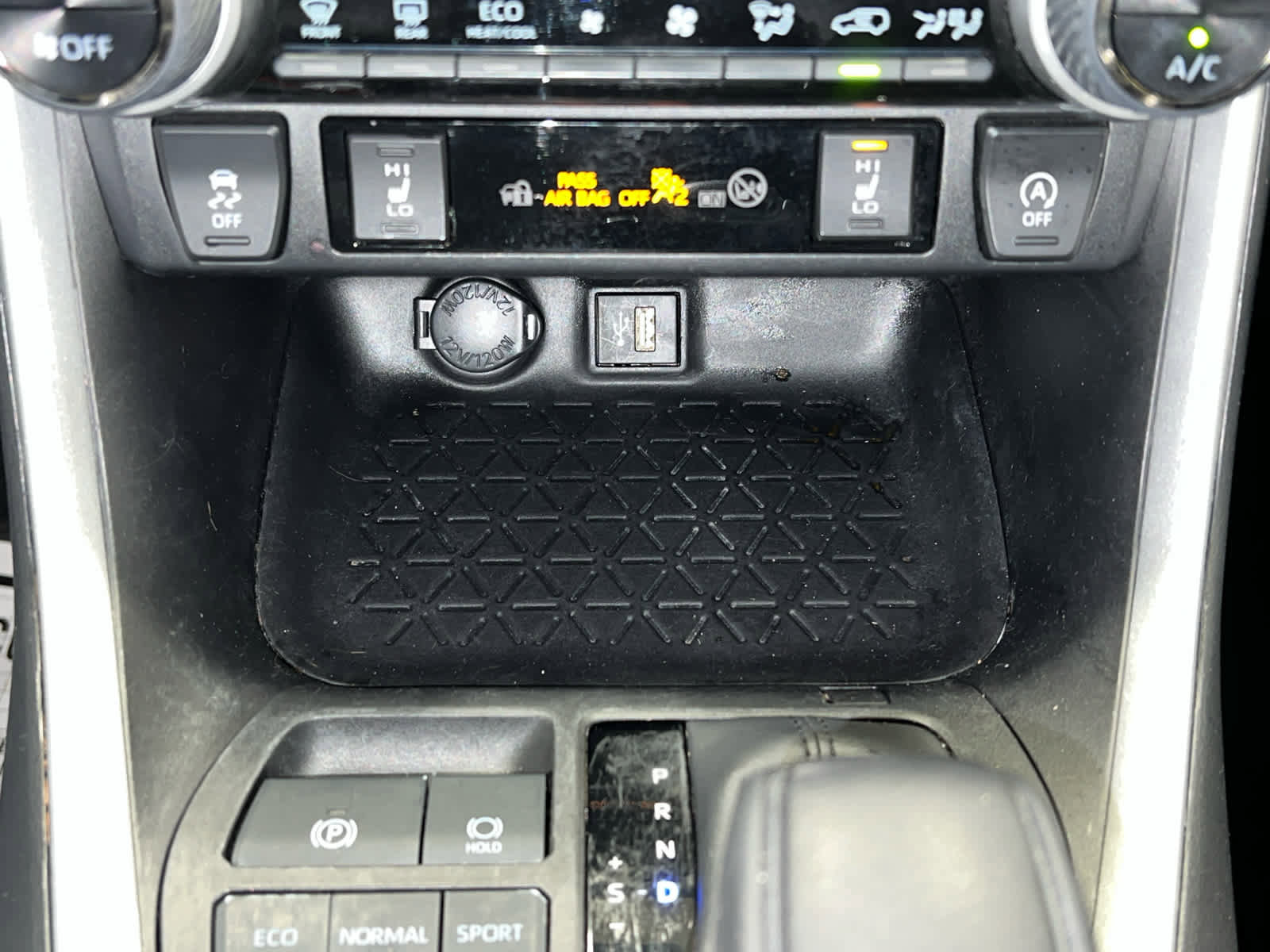 Used 2023 Toyota RAV4 XLE w/ Convenience Package AWD/4WD image 28