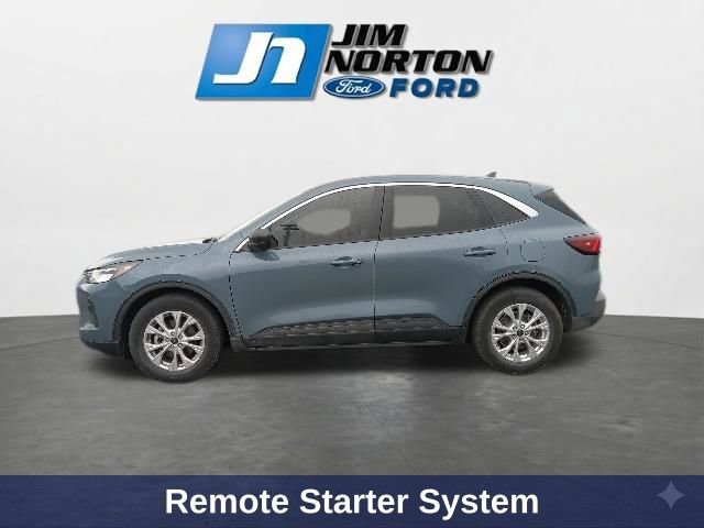 Used 2023 Ford Escape Active w/ Cold Weather Package FWD image 6