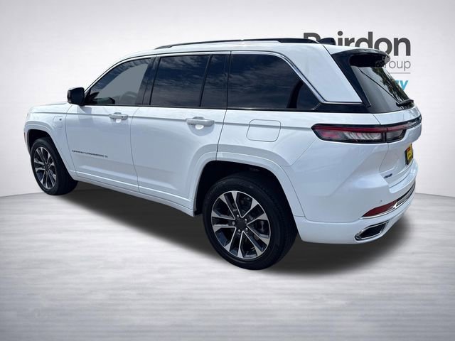 Used 2023 Jeep Grand Cherokee Overland w/ Luxury Tech Group IV AWD/4WD image 5