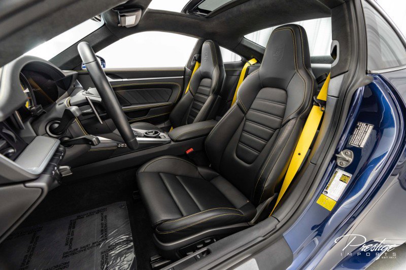 Used 2022 Porsche 911 Turbo image 25