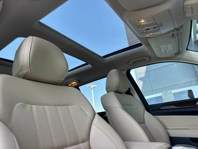 Used 2018 Mercedes-Benz GLS 450 4MATIC image 20