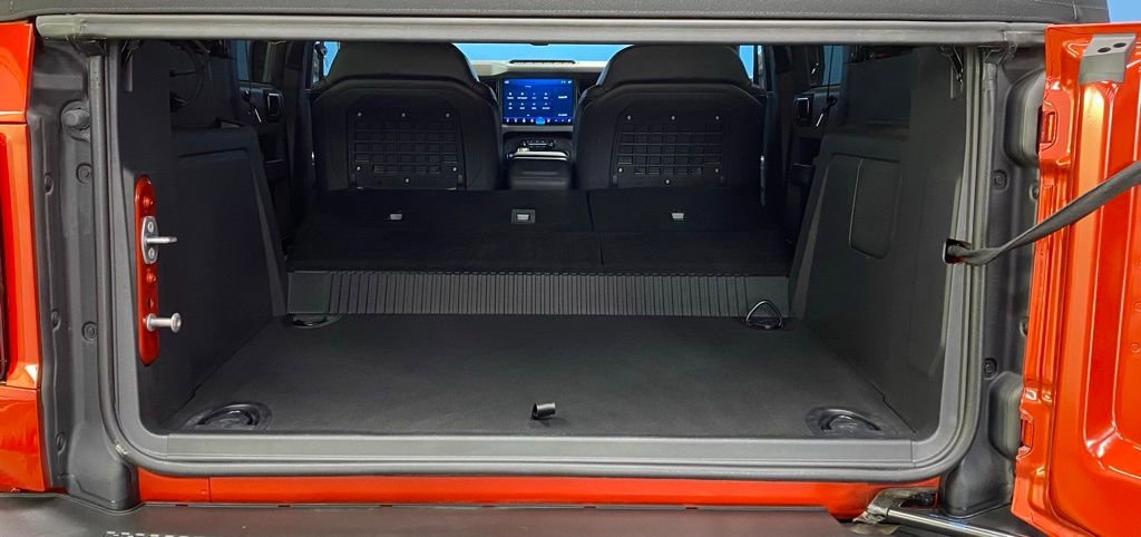 Used 2023 Ford Bronco Badlands image 39