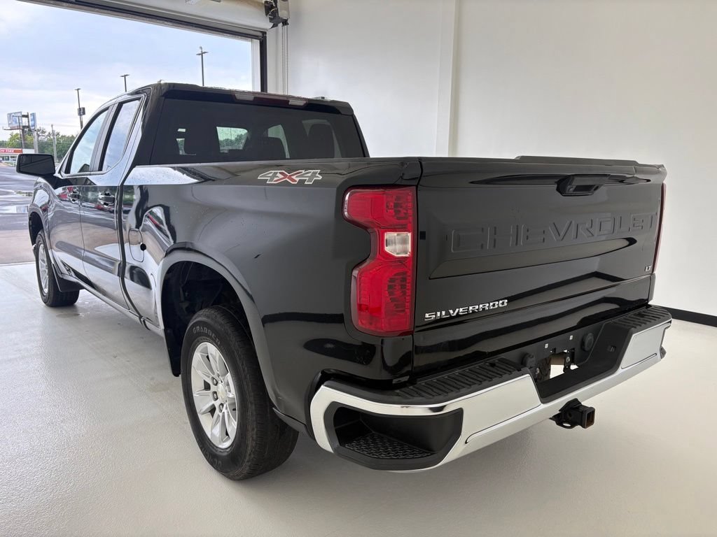 Used 2020 Chevrolet Silverado 1500 LT w/ Trailering Package AWD/4WD image 17