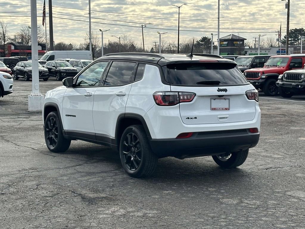 Certified 2023 Jeep Compass Latitude w/ Convenience Group AWD/4WD image 6