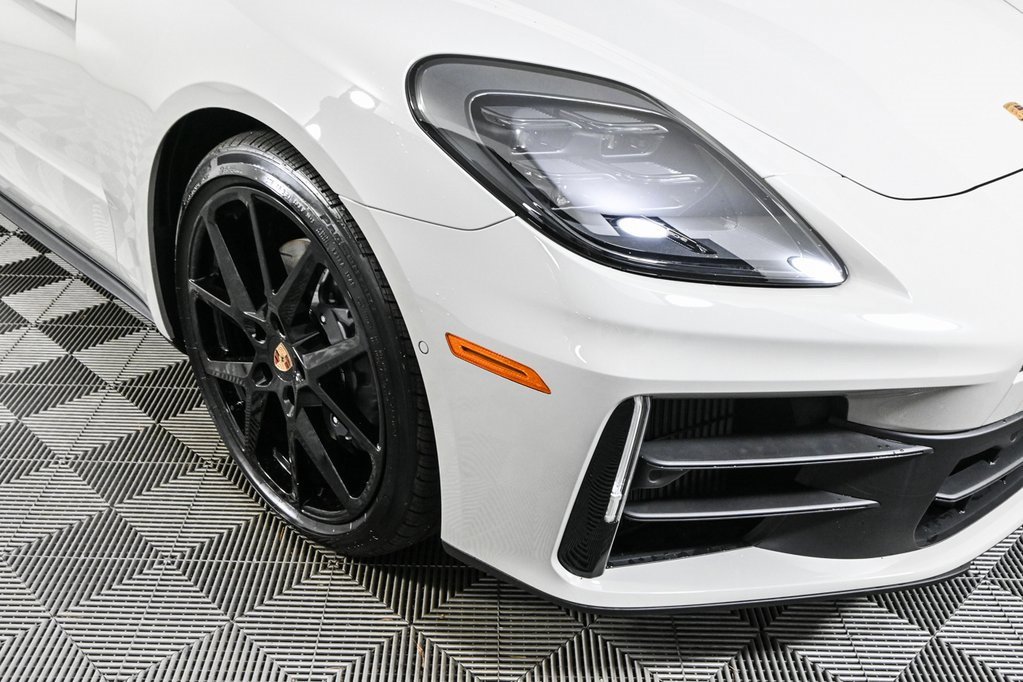 New 2025 Porsche Panamera RWD image 38