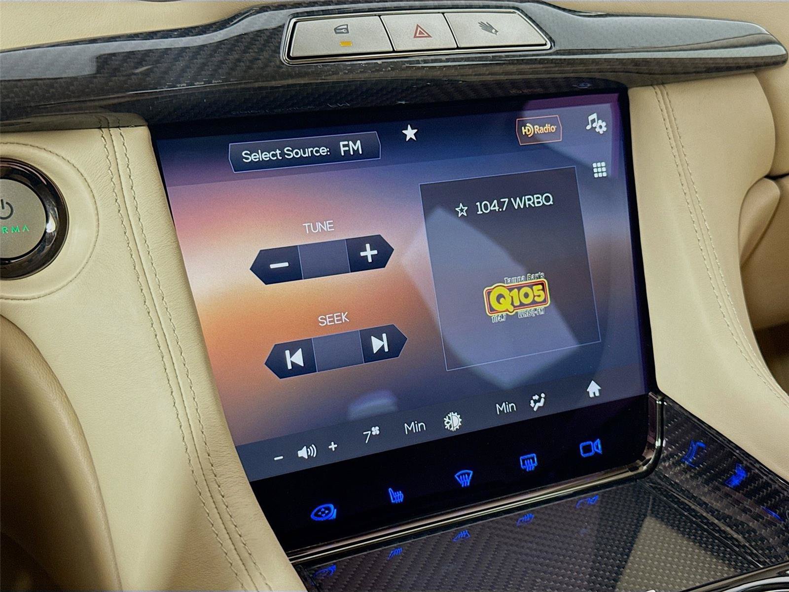 New 2025 Karma Revero Luxury RWD image 9