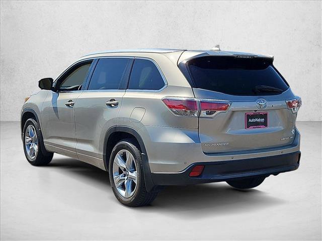 Used 2016 Toyota Highlander Limited w/ Driver Technology Package AWD/4WD image 8