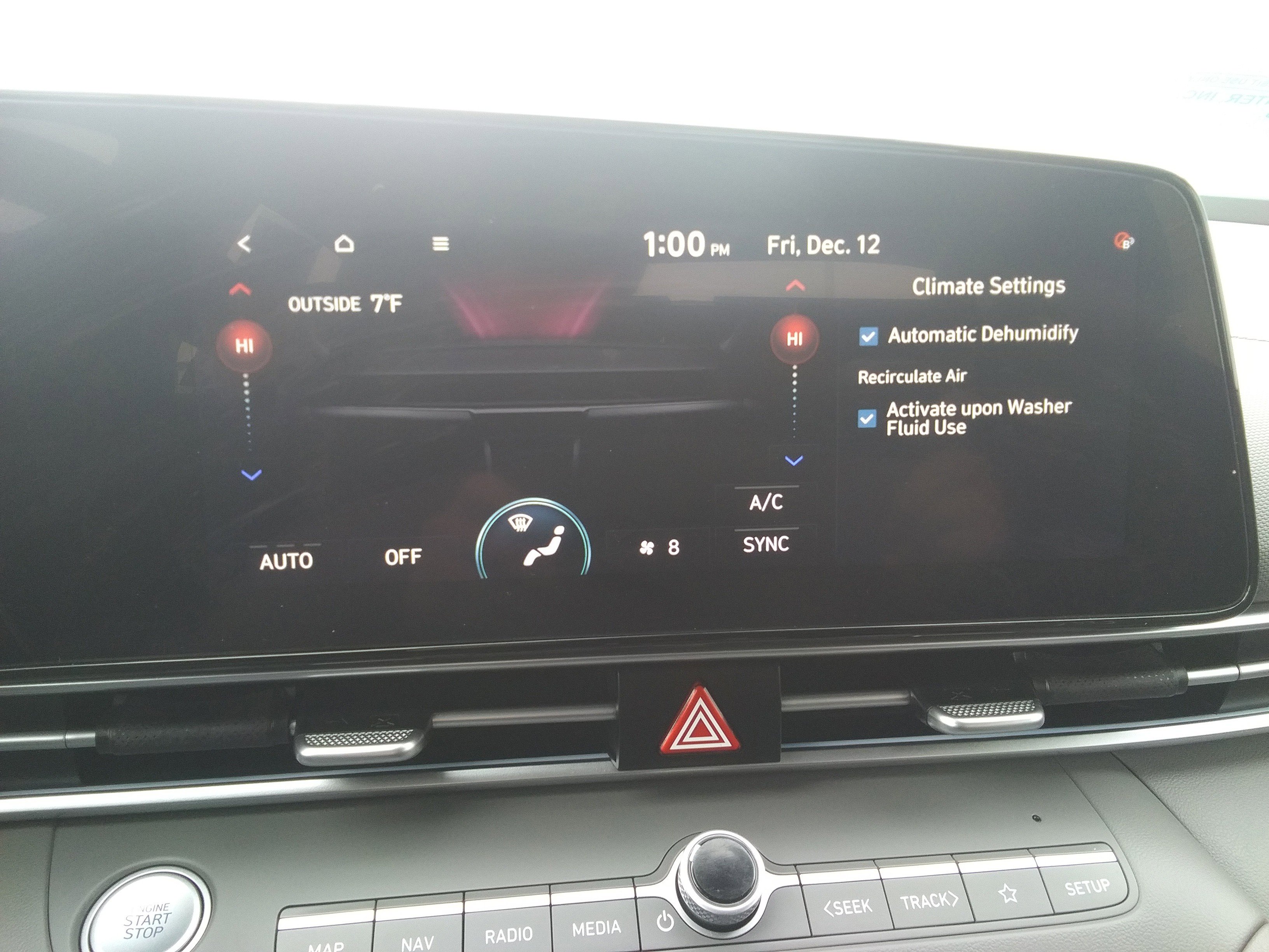 Used 2024 Hyundai Elantra SEL image 21