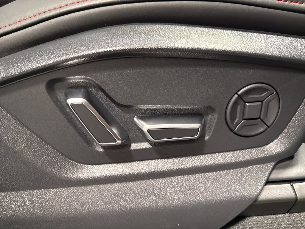 Used 2025 Audi RS Q8 performance AWD/4WD image 37