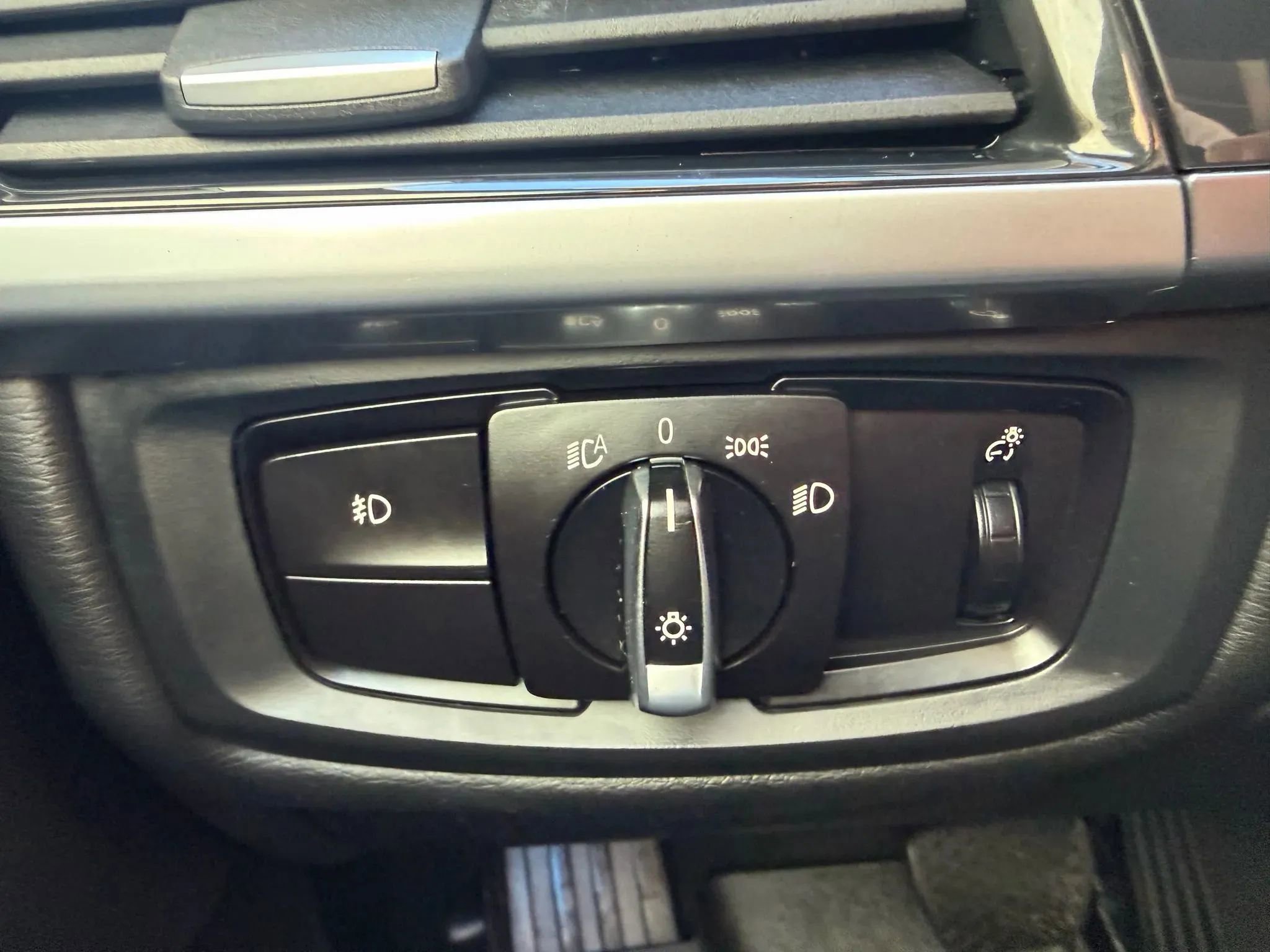 Used 2015 BMW X5 xDrive35i image 16