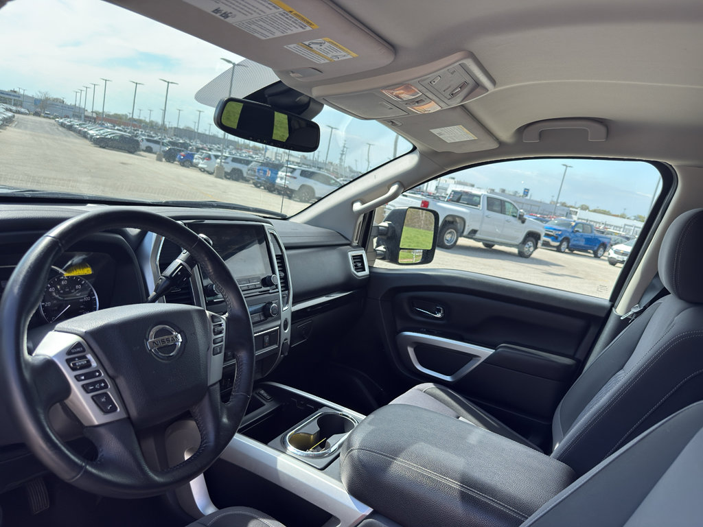 Used 2020 Nissan Titan SV w/ SV Convenience Package AWD/4WD image 26