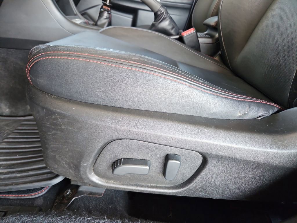 Used 2015 Subaru WRX Limited AWD/4WD image 25