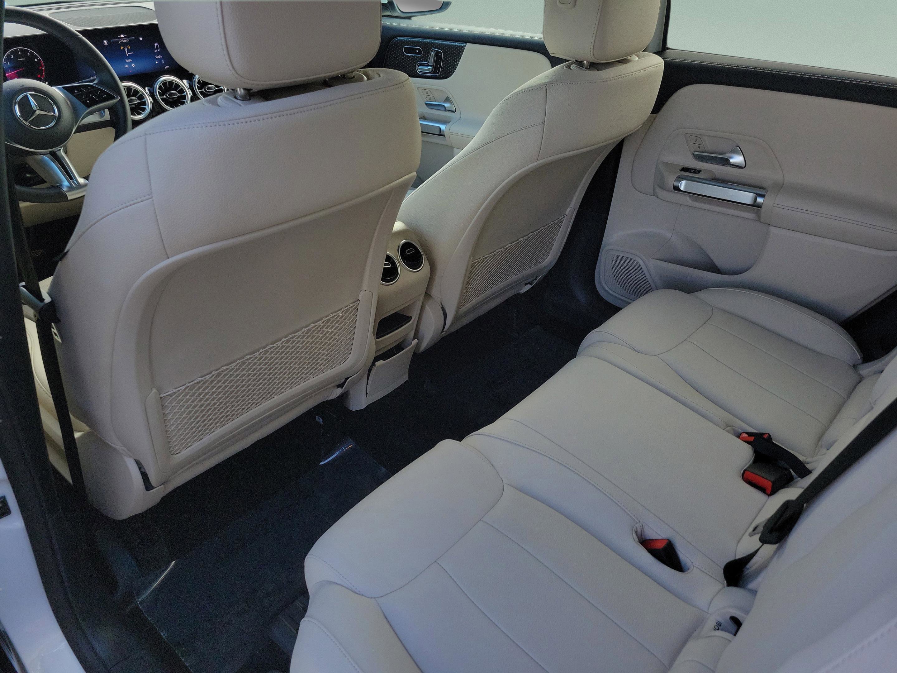 Certified 2025 Mercedes-Benz GLB 250 image 14