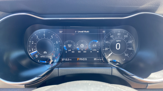 Used 2022 Ford Mustang GT Premium w/ Equipment Group 401A RWD image 18