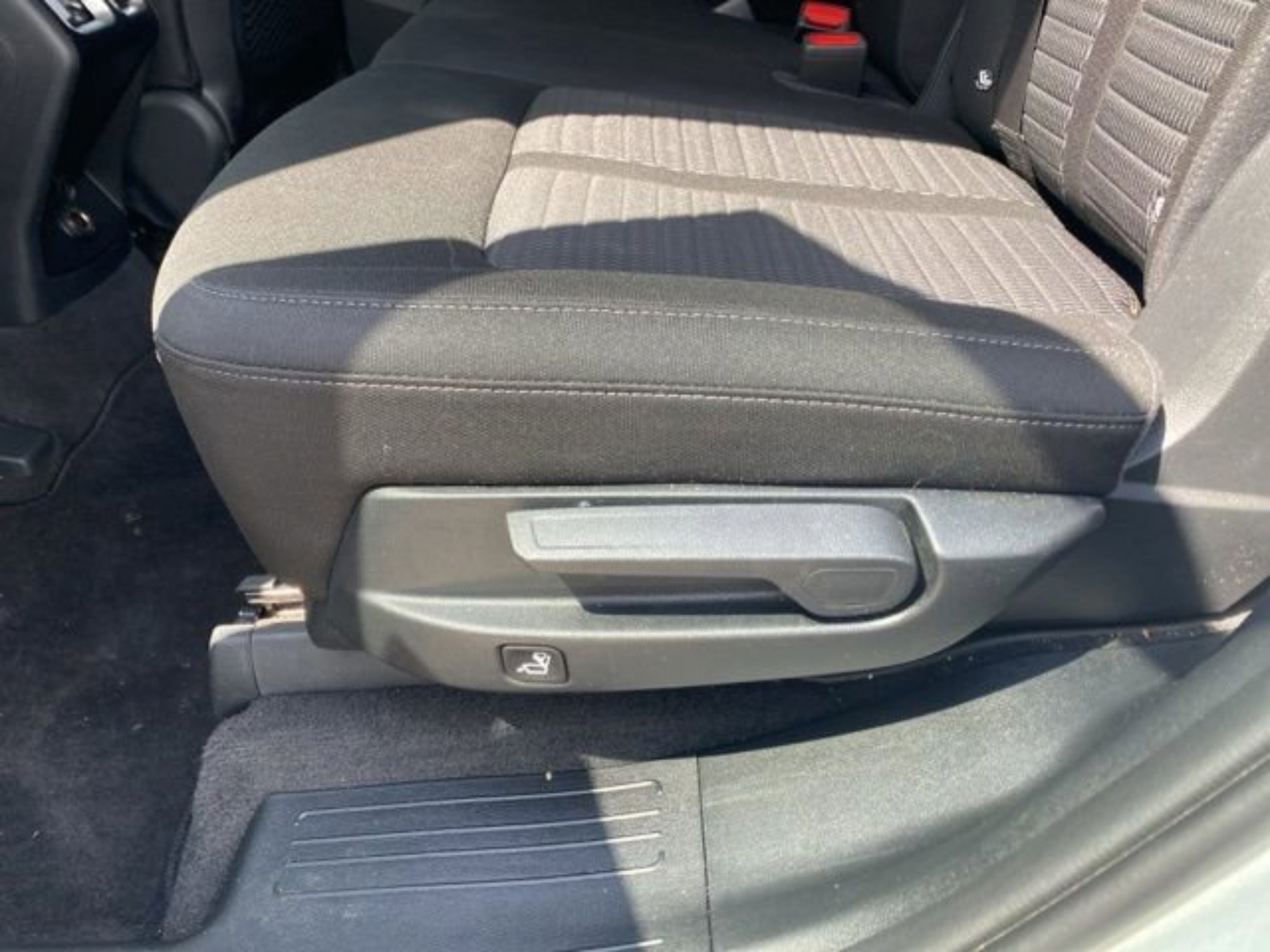 Used 2026 Kia Sorento LX FWD image 25