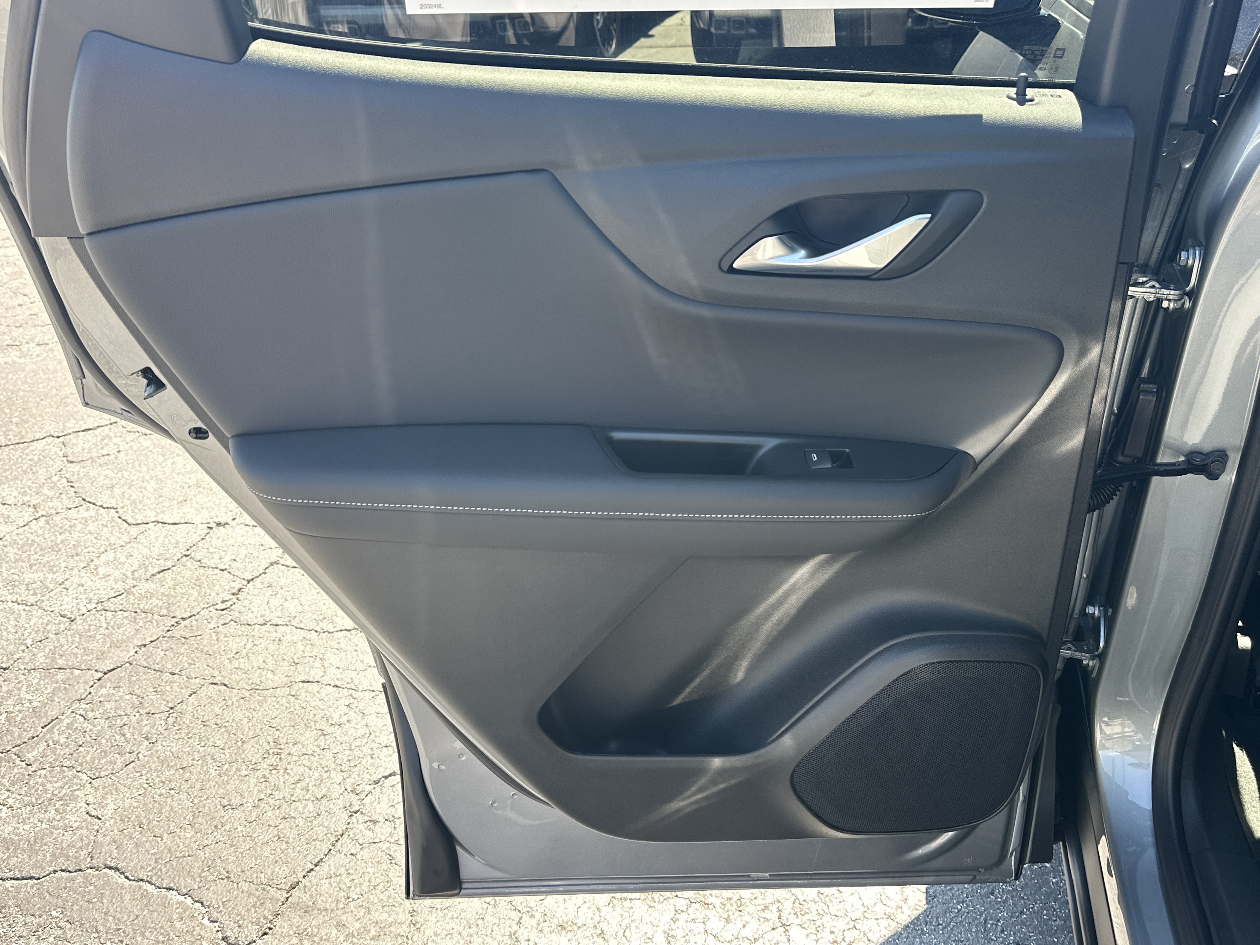 New 2026 Chevrolet Blazer LT w/ Convenience Package FWD image 22