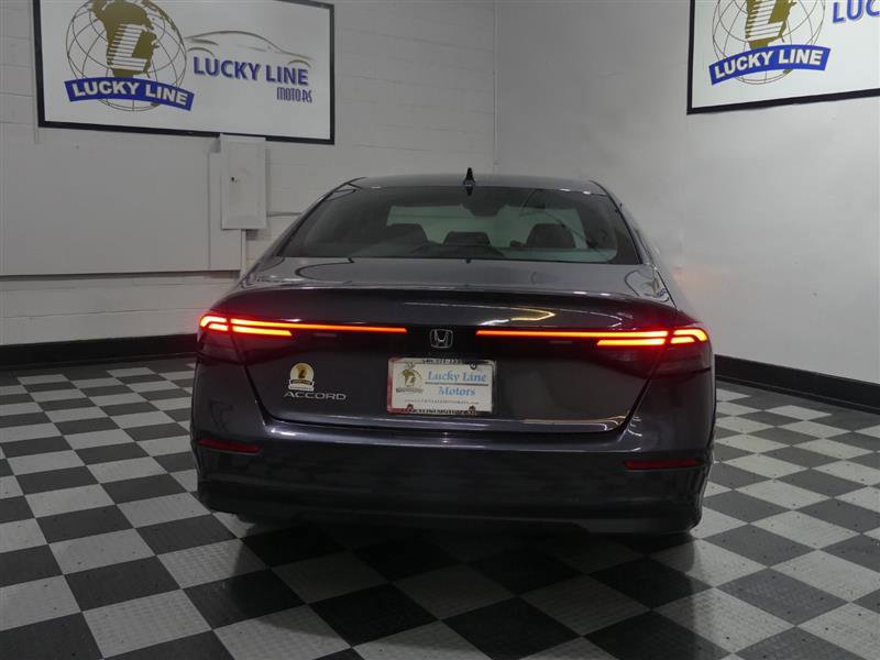 Used 2023 Honda Accord EX image 8