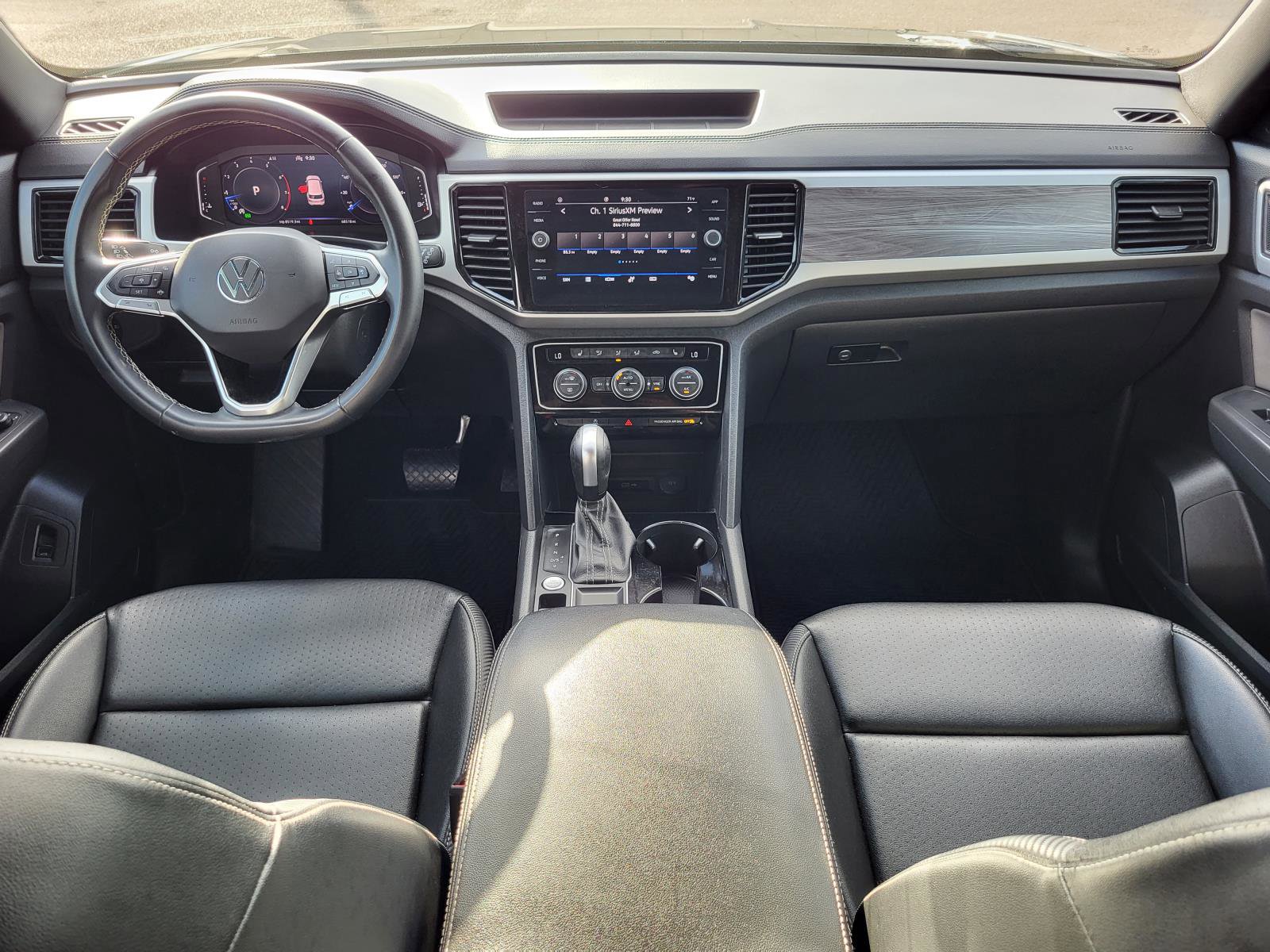 Used 2023 Volkswagen Atlas Cross Sport SE image 14