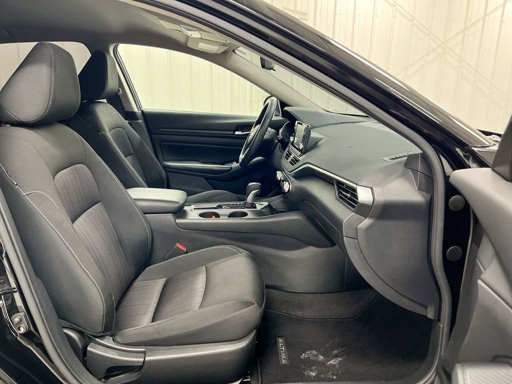Used 2022 Nissan Altima 2.5 S image 21