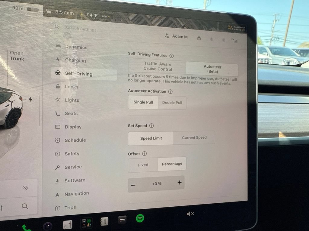 Used 2024 Tesla Model Y Long Range AWD/4WD image 18