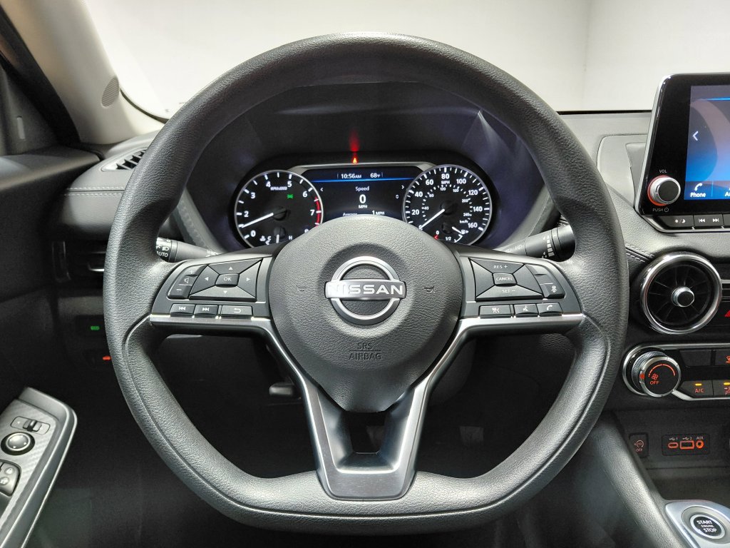 Used 2025 Nissan Sentra SV FWD image 21