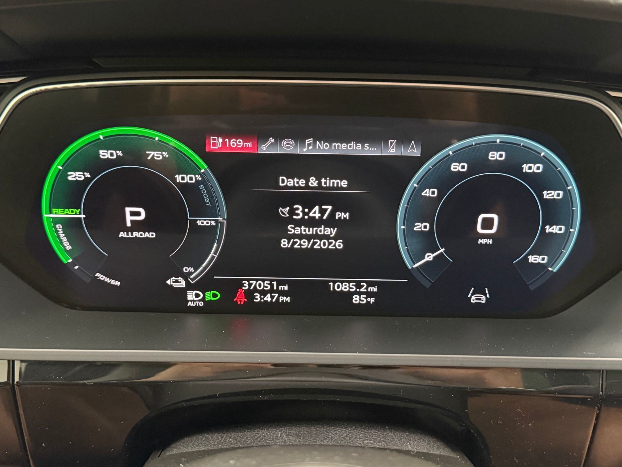 Used 2024 Audi Q8 e-tron Premium Plus w/ Premium Plus Package AWD/4WD image 22