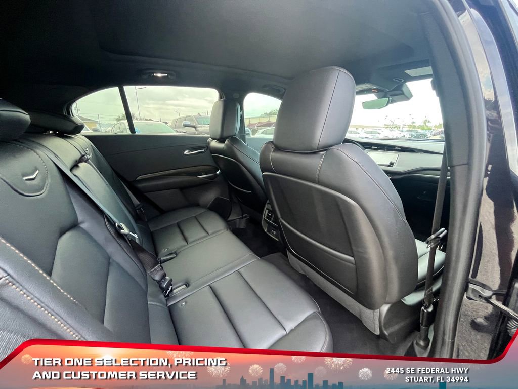 Used 2023 Cadillac XT4 Sport w/ Enhanced Visibility Package image 18