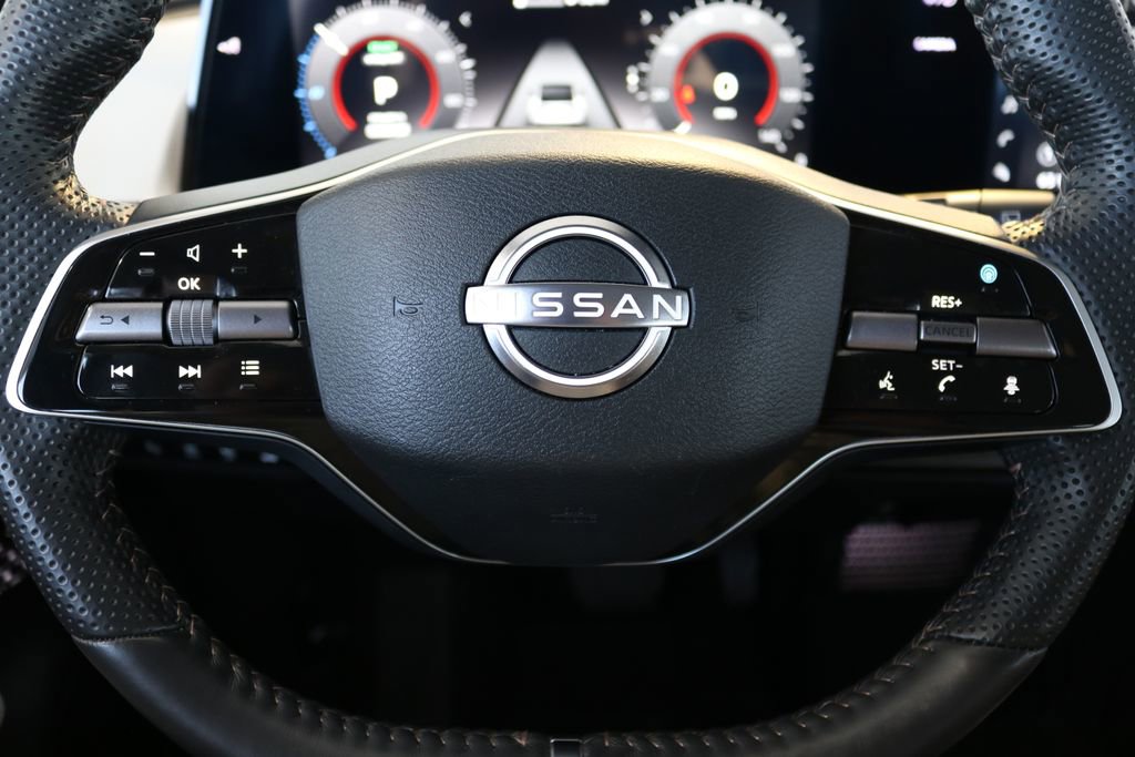 Used 2023 Nissan Ariya AWD image 47