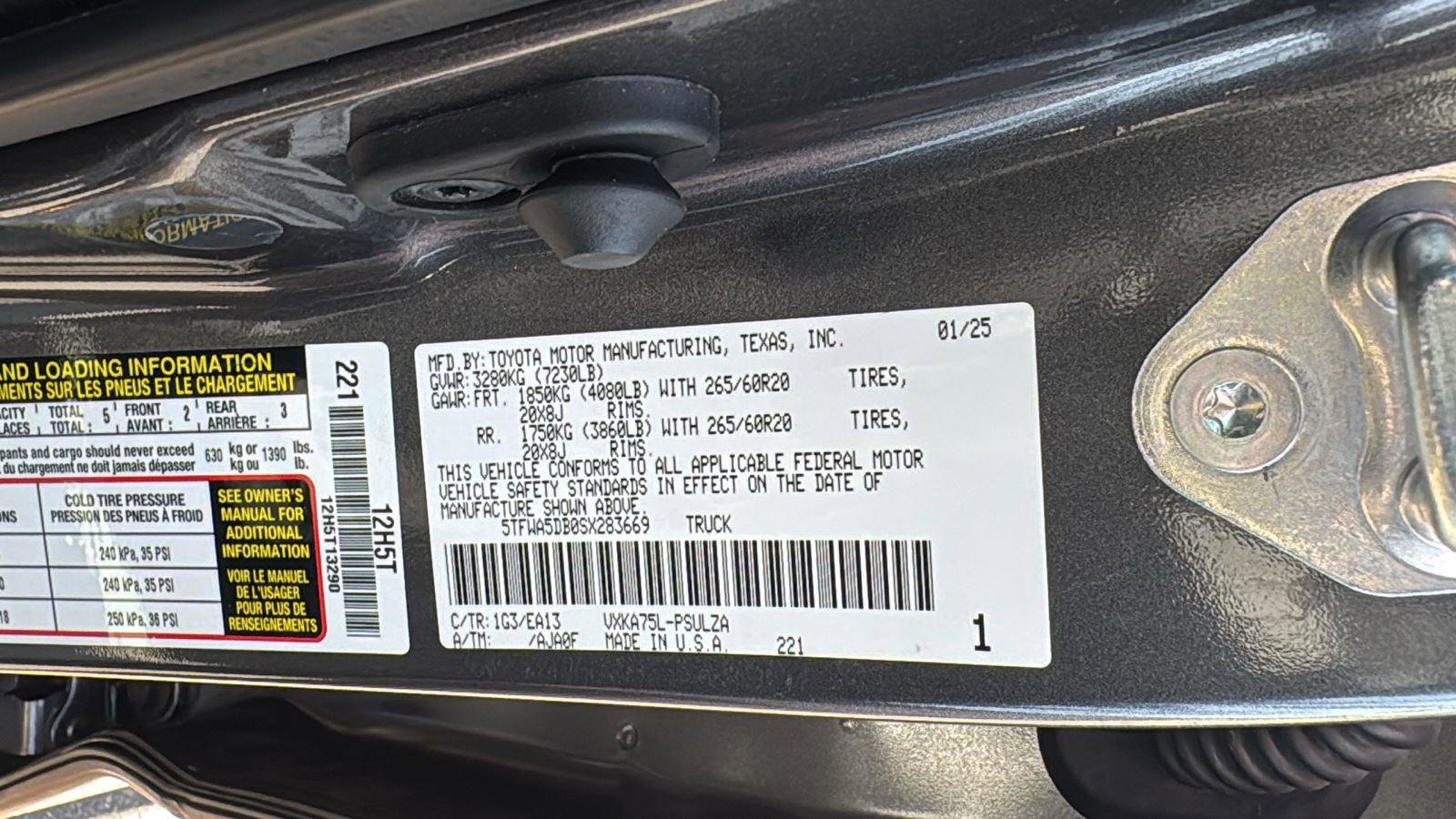 Used 2025 Toyota Tundra Limited image 26