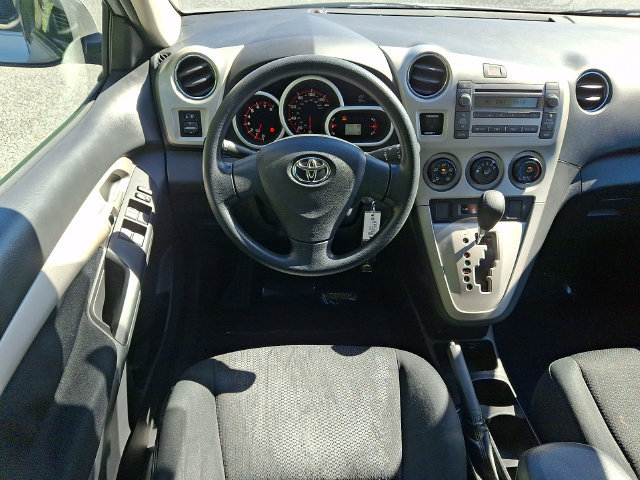 Used 2009 Toyota Matrix FWD image 12