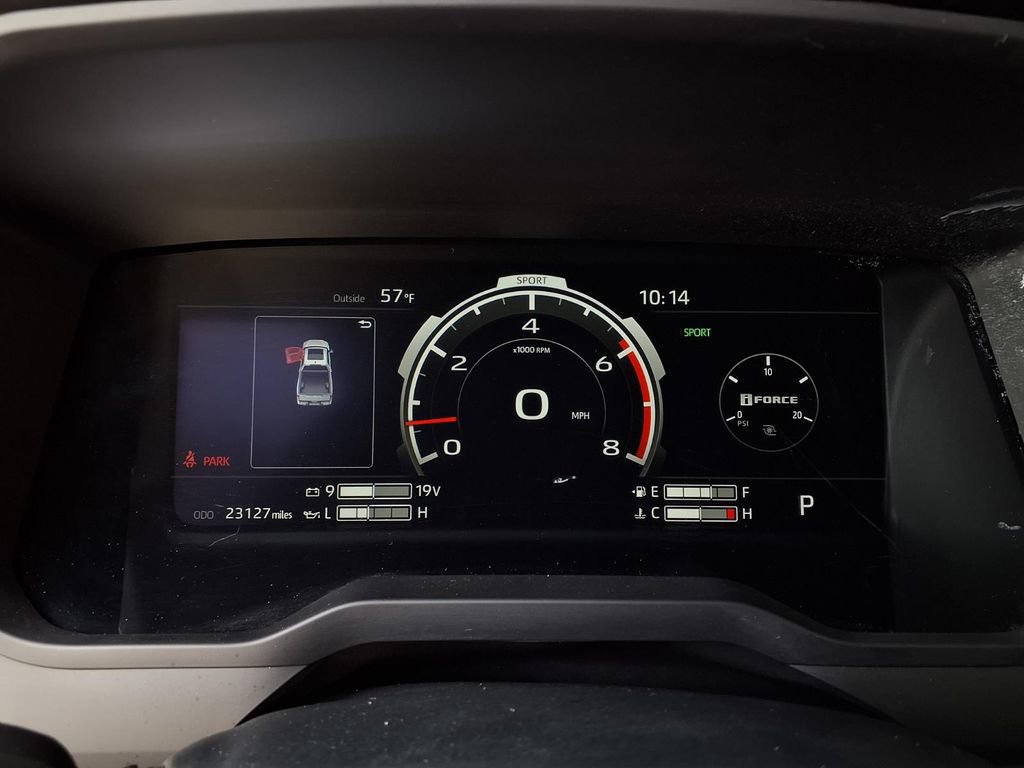 Used 2024 Toyota Tundra Limited AWD/4WD image 12