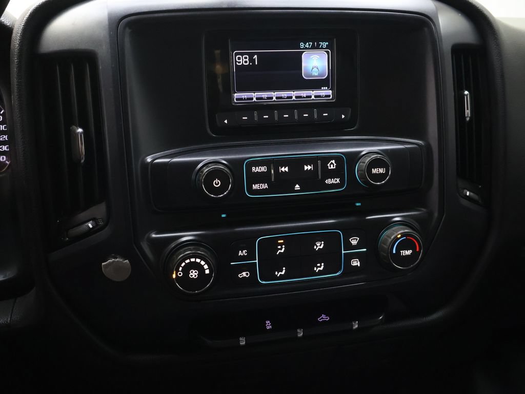 Used 2015 Chevrolet Silverado 2500 W/T w/ WT Convenience Package AWD/4WD image 17