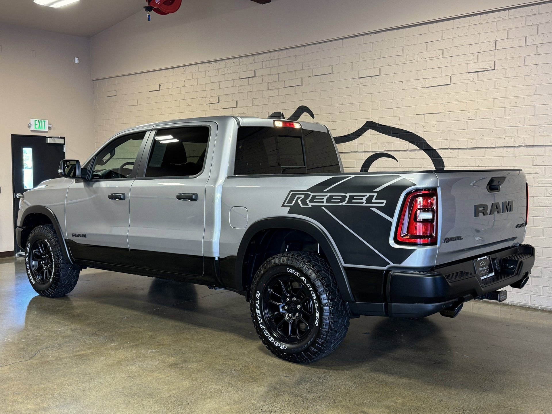 Used 2025 RAM 1500 Rebel AWD/4WD image 9