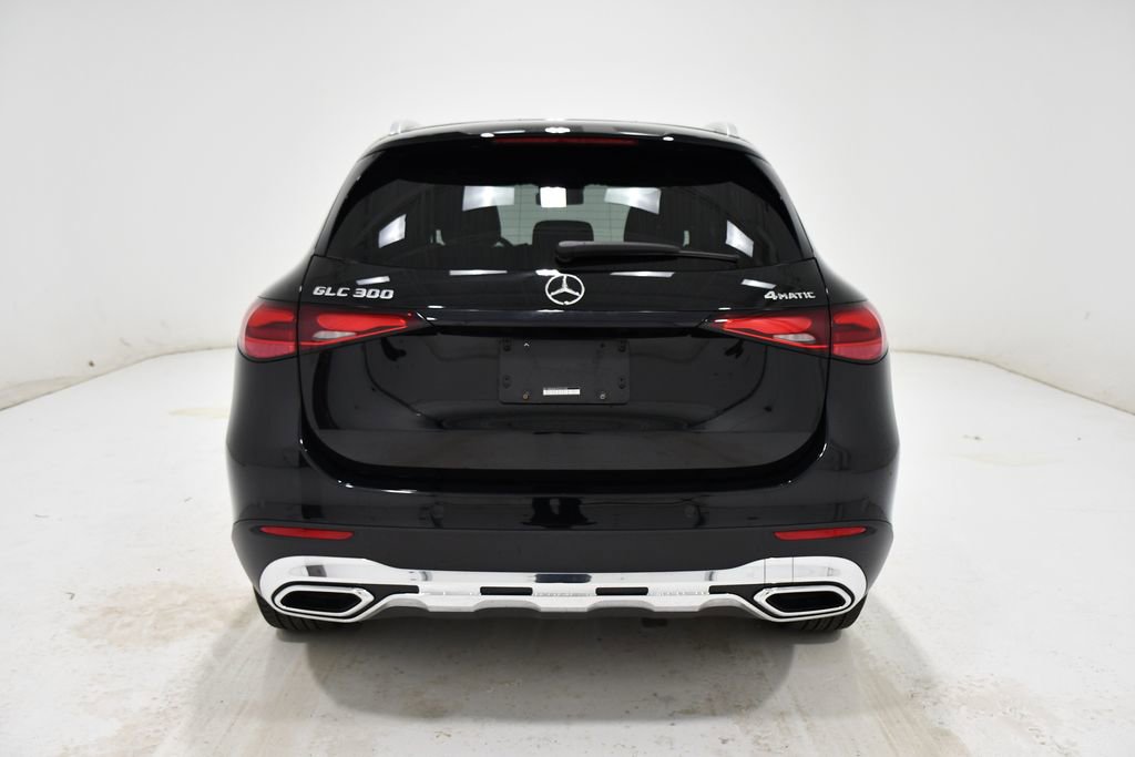 Used 2023 Mercedes-Benz GLC 300 4MATIC image 4