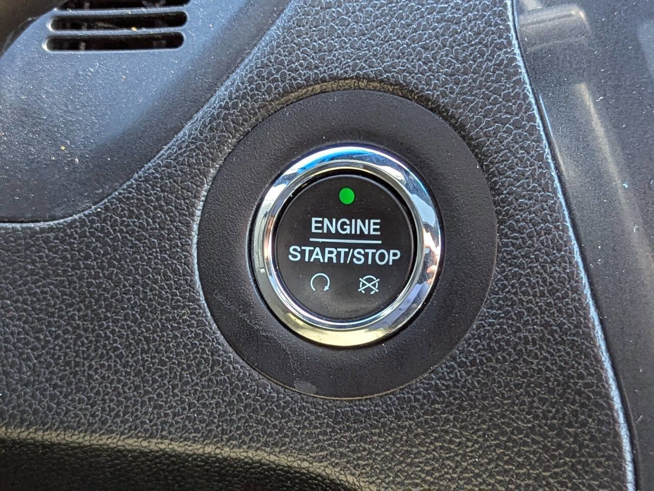 Used 2016 Ford Explorer Sport w/ Equipment Group 401A image 25