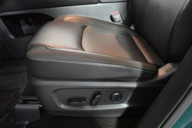 Used 2024 Nissan Pathfinder SL w/ Cargo Package AWD/4WD image 12