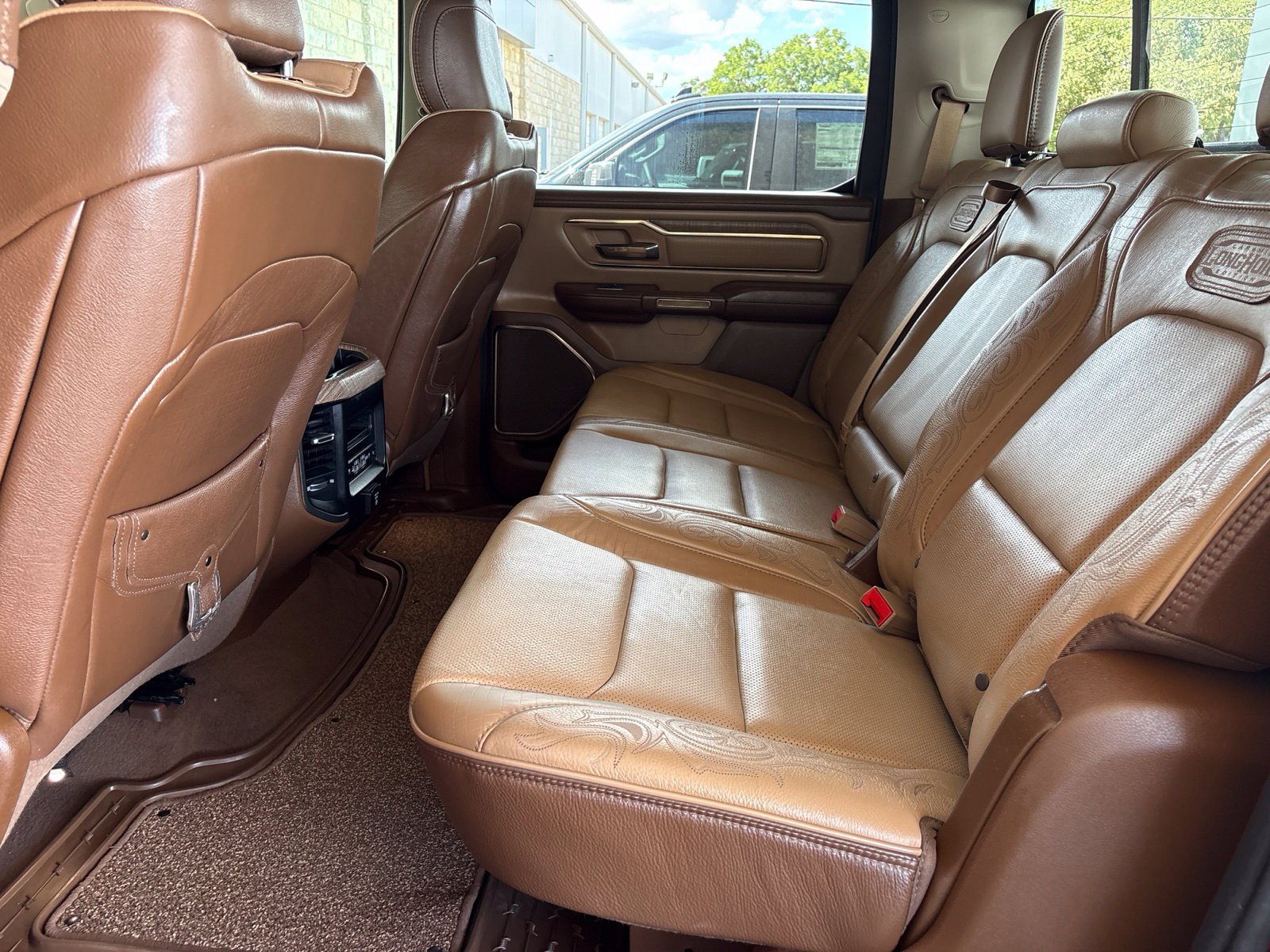 Used 2019 RAM 1500 Limited AWD/4WD image 19
