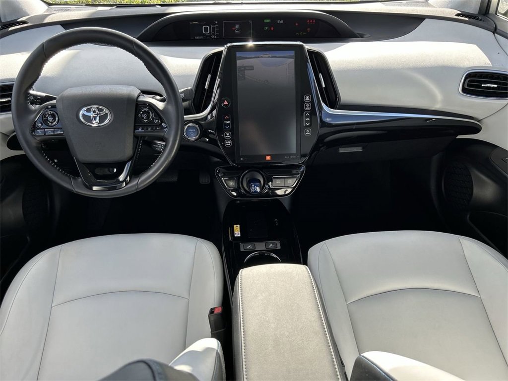Used 2019 Toyota Prius Limited image 2