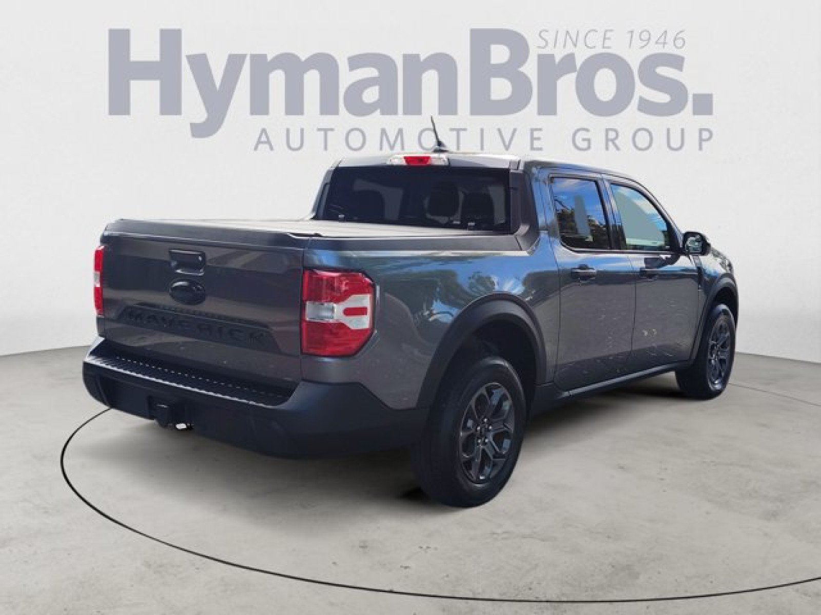 Used 2024 Ford Maverick XLT FWD image 3