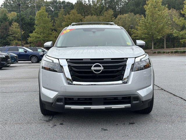 Certified 2025 Nissan Pathfinder SL w/ SL Premium Package image 2