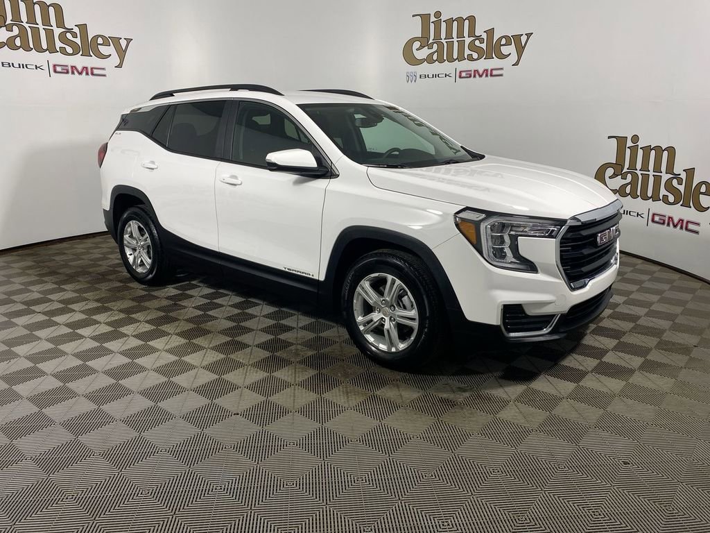 Used 2024 GMC Terrain SLE w/ Driver Convenience Package
