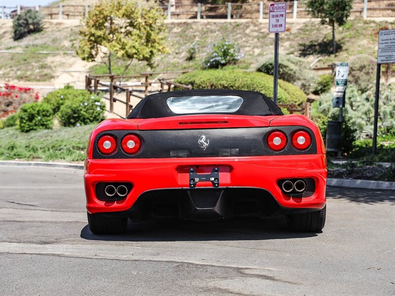 Used 2005 Ferrari 360 Spider RWD image 4