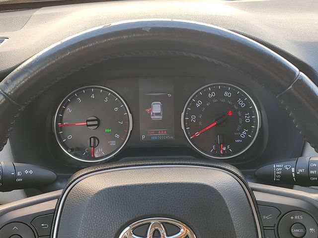 Used 2019 Toyota RAV4 XLE Premium FWD image 12
