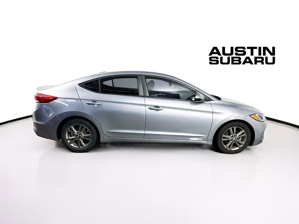 Used 2017 Hyundai Elantra SE FWD image 8