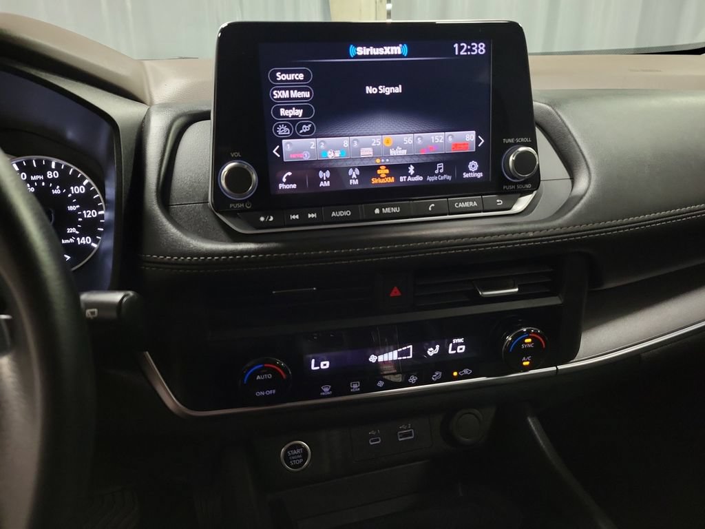 Used 2023 Nissan Rogue SV AWD/4WD image 14