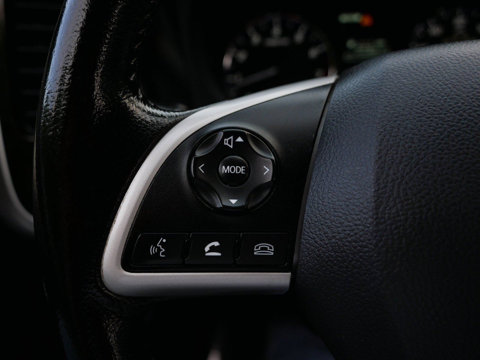 Used 2015 Mitsubishi Outlander SE AWD/4WD image 24