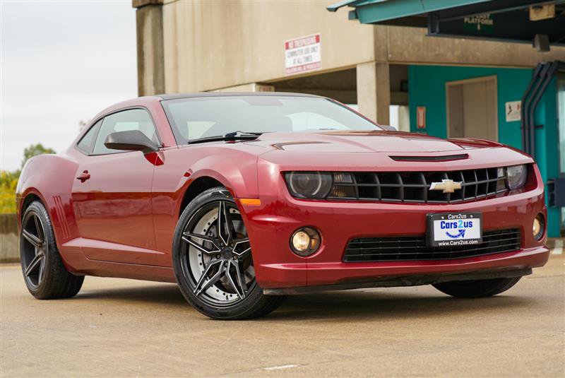 Used 2010 Chevrolet Camaro SS w/ RS Package RWD image 11