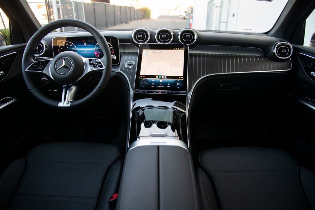 New 2026 Mercedes-Benz GLC 300 4MATIC image 17