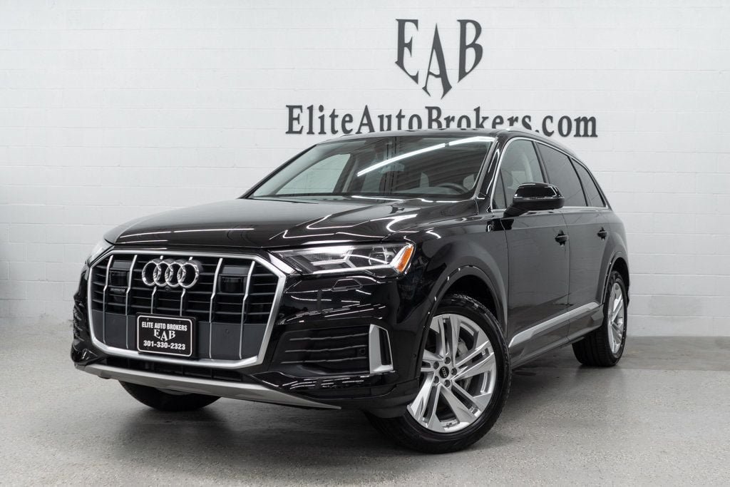 Used 2023 Audi Q7 2.0T Premium w/ Convenience Package AWD/4WD image 1